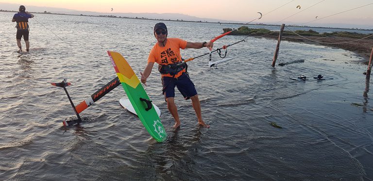 alvaro saliendo con hydrofoil trabucador